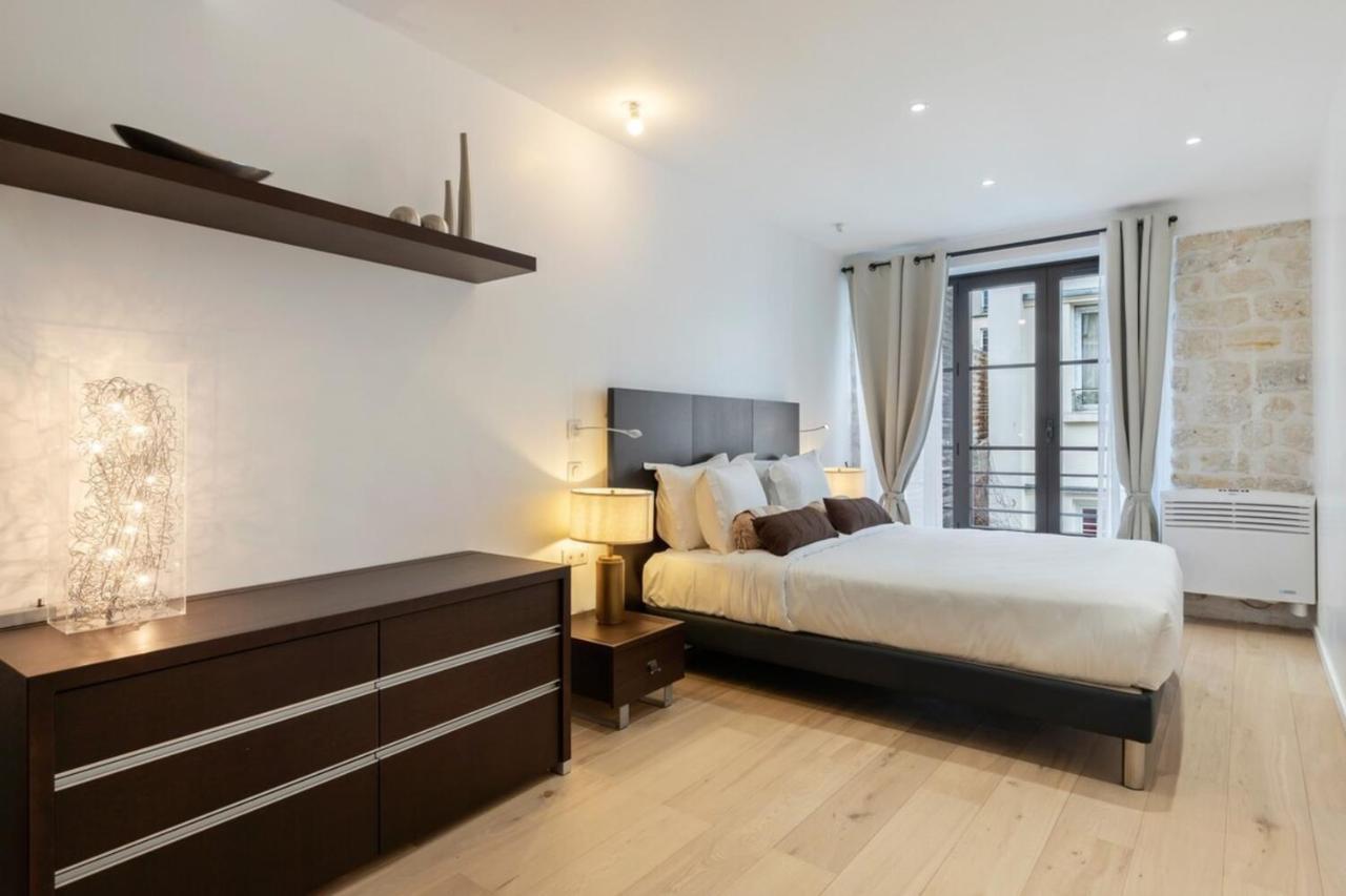 Stunning 2 Bedroom Appartement *